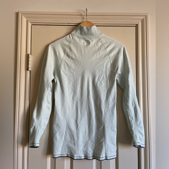 Patagonia Capilene Athletic 1/4 zip pullover, size Large - Picture 2 of 3